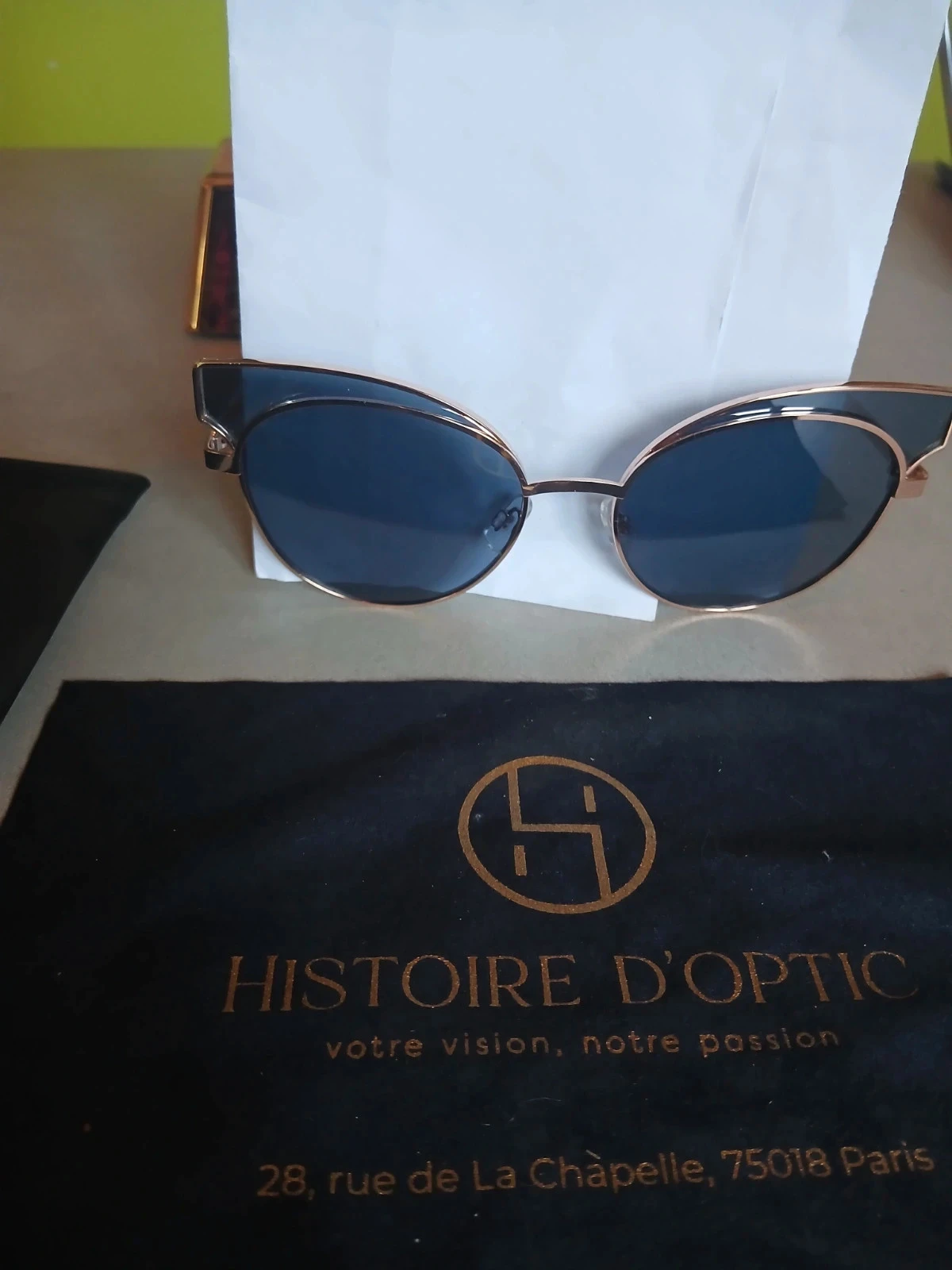Luxe Sunglasses - Gold & Black Cat-Eye Style – photo 6